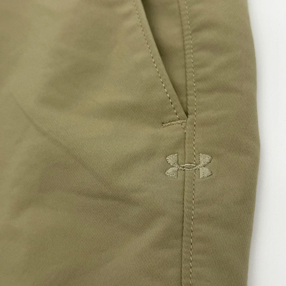 Under Armour Mens HeatGear Golf Shorts Tan Khaki‎ Loose Fit Size 38 RN 96510